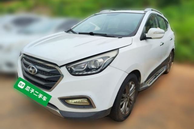 Hyundai ix35 2013 2.0L Automatic Two-Wheel Drive Smart GLS China IV Standard с пробегом