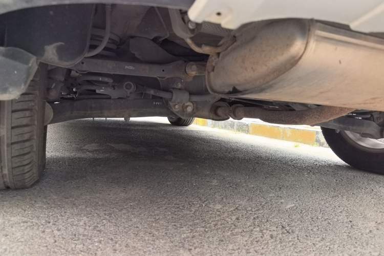 Used Hyundai ix35 2013 2.0L Automatic Two-Wheel Drive Smart GLS China IV Standard Chassis Rear Left