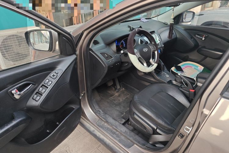 Used Hyundai ix35 2013 2.0L Automatic Two-Wheel Drive Smart GLS China V Standard Driver Seat