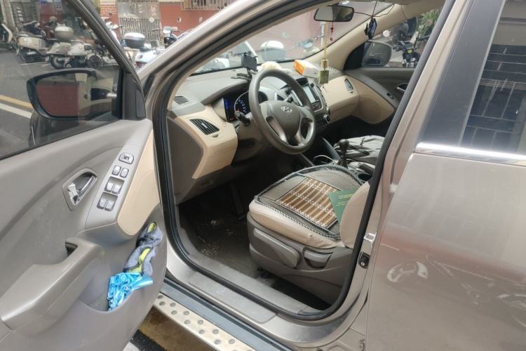 Used Hyundai ix35 2013 2.0L Manual 2WD Comfort GL China IV Standard Driver Seat