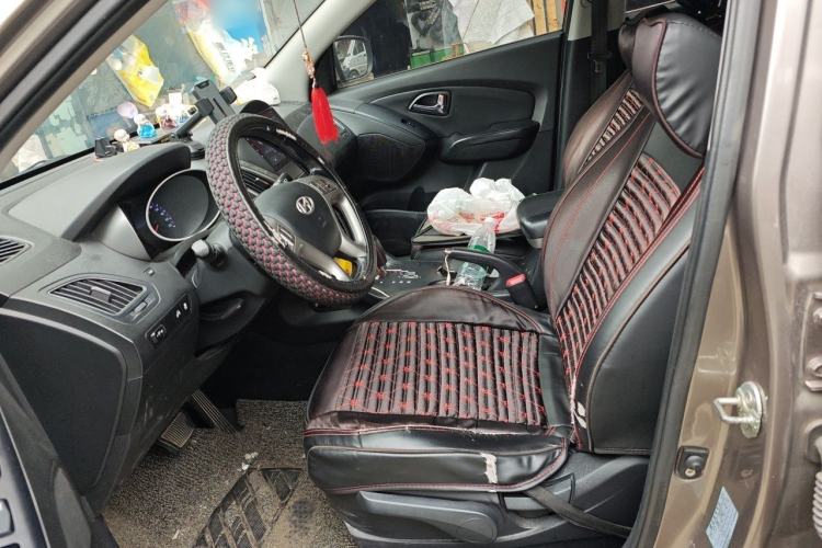 Used Hyundai ix35 2013 2.0L Automatic Two-Wheel Drive Smart GLS China IV Standard Driver Seat