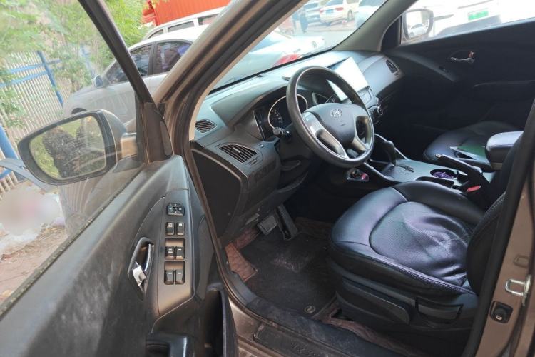 Used Hyundai ix35 2013 2.0L Automatic 2WD Comfort GL China IV Standard Driver Seat
