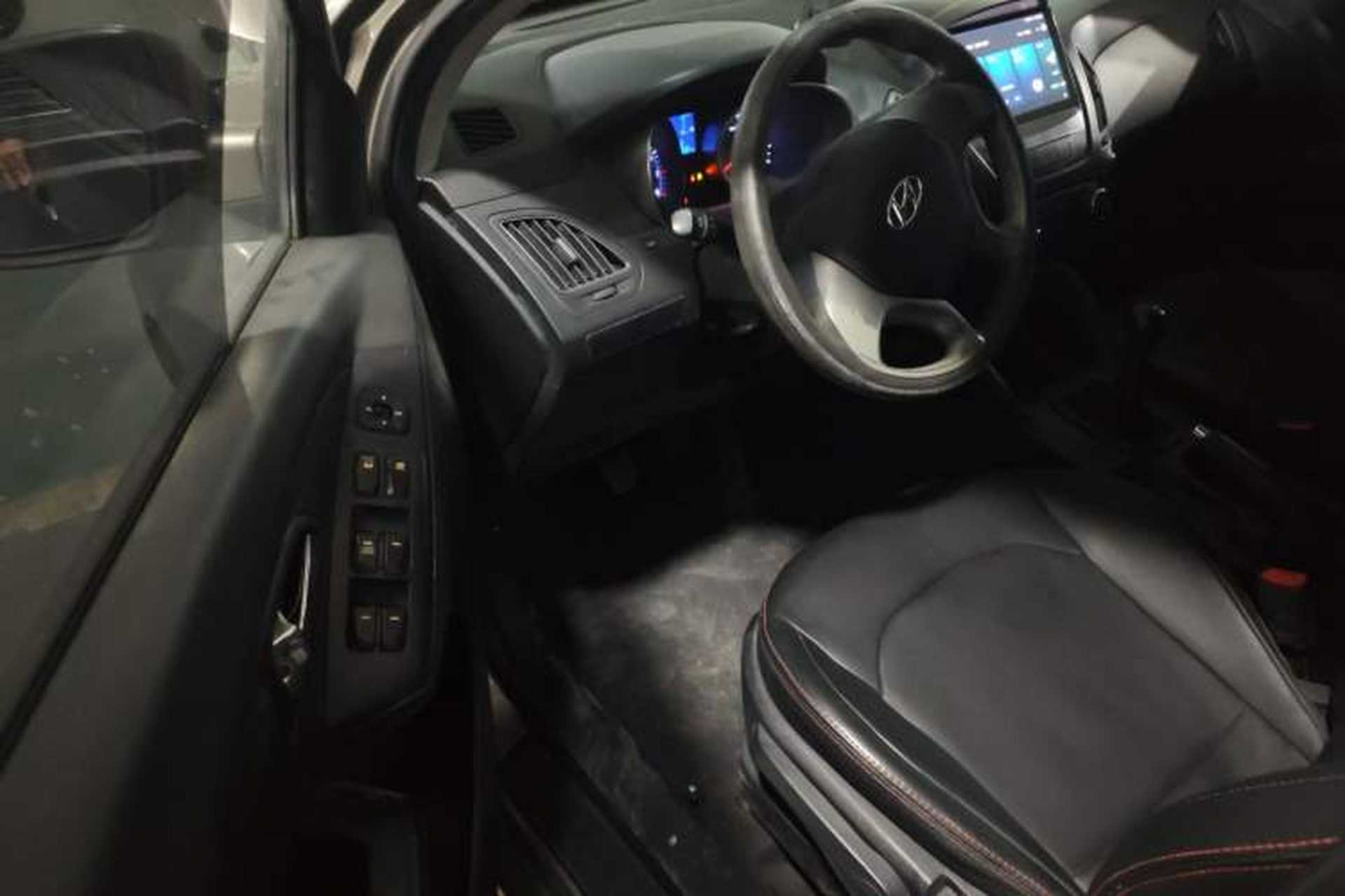 Used Hyundai ix35 2013 2.0L Manual 2WD Comfort GL China IV Standard Driver Seat