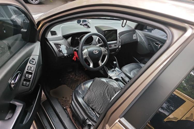 Used Hyundai ix35 2013 2.0L Automatic 4x4 Intelligent GLS China IV Standard Driver Seat