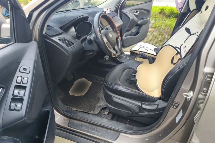 Used Hyundai ix35 2013 2.0L Automatic 2WD Comfort GL China IV Standard Driver Seat