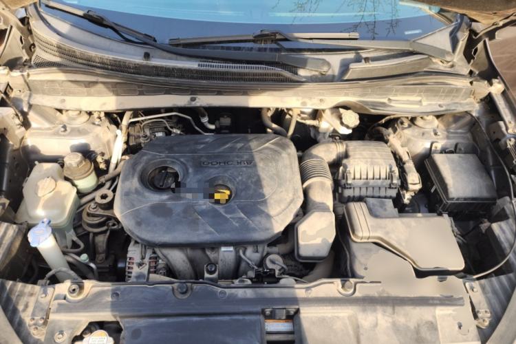 Used Hyundai ix35 2013 2.0L Automatic Two-Wheel Drive Smart GLS China IV Standard Engine Bay