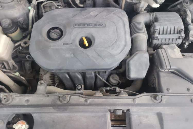 Used Hyundai ix35 2013 2.0L Automatic 2WD Comfort GL China IV Standard Engine Bay