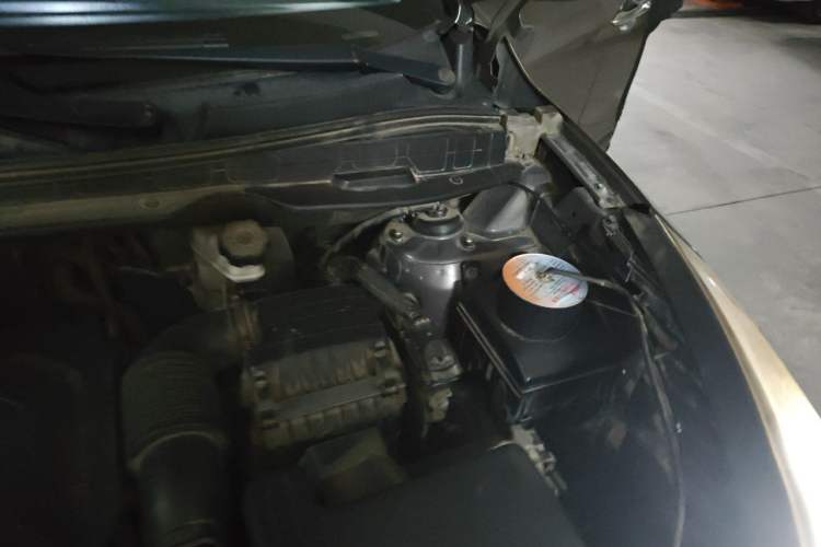 Used Hyundai ix35 2013 2.0L Automatic Two-Wheel Drive Smart GLS China IV Standard Engine Bay Left