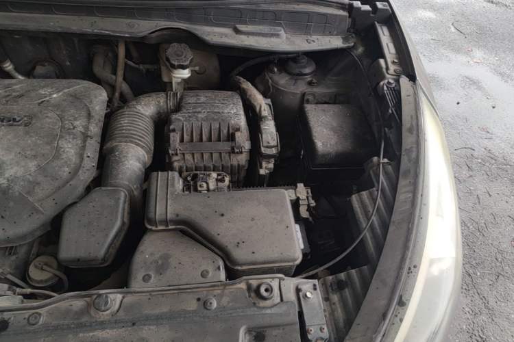Used Hyundai ix35 2013 2.0L Automatic Two-Wheel Drive Smart GLS China IV Standard Engine Bay Left