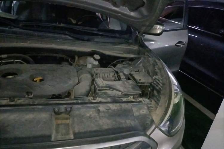 Used Hyundai ix35 2013 2.0L Automatic 2WD Comfort GL China IV Standard Engine Bay Left