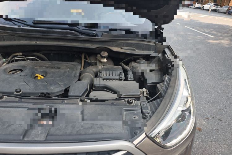 Used Hyundai ix35 2013 2.0L Automatic Two-Wheel Drive Smart GLS China IV Standard Engine Bay Left