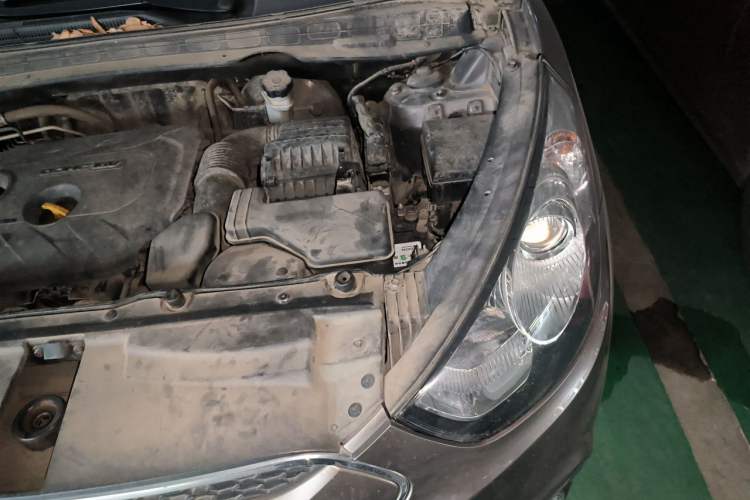 Used Hyundai ix35 2013 2.0L Automatic Two-Wheel Drive Smart GLS China IV Standard Engine Bay Left