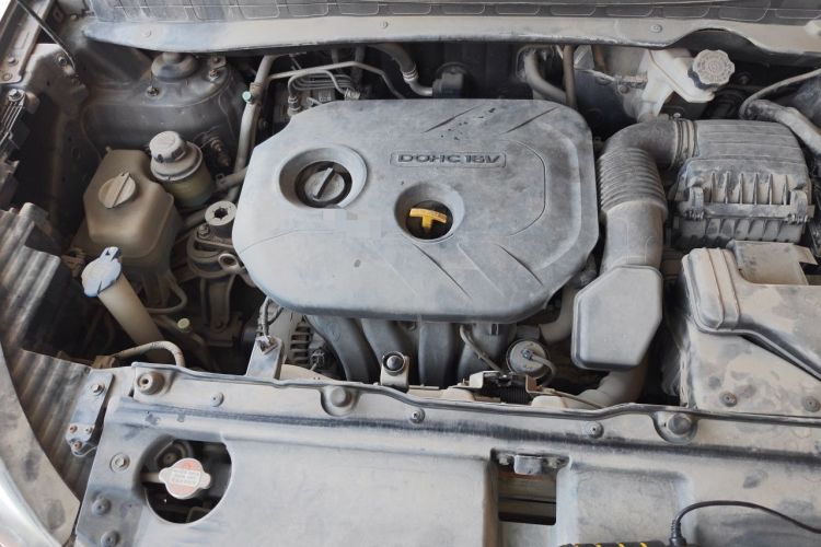 Used Hyundai ix35 2013 2.0L Automatic 2WD Comfort GL China IV Standard Engine Bay