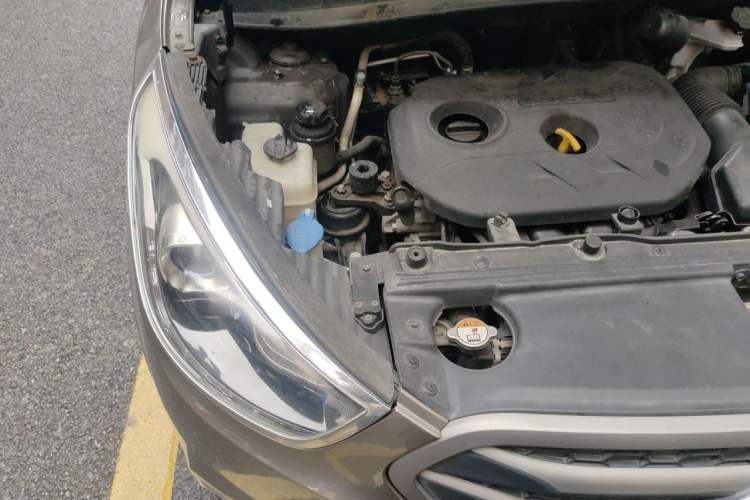 Used Hyundai ix35 2013 2.0L Manual 2WD Comfort GL China IV Standard Engine Bay Right