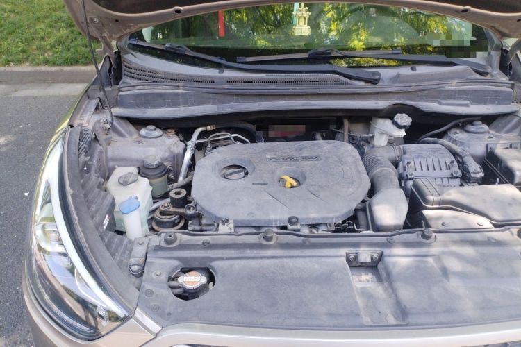 Used Hyundai ix35 2013 2.0L Automatic Two-Wheel Drive Smart GLS China V Standard Engine Bay Right