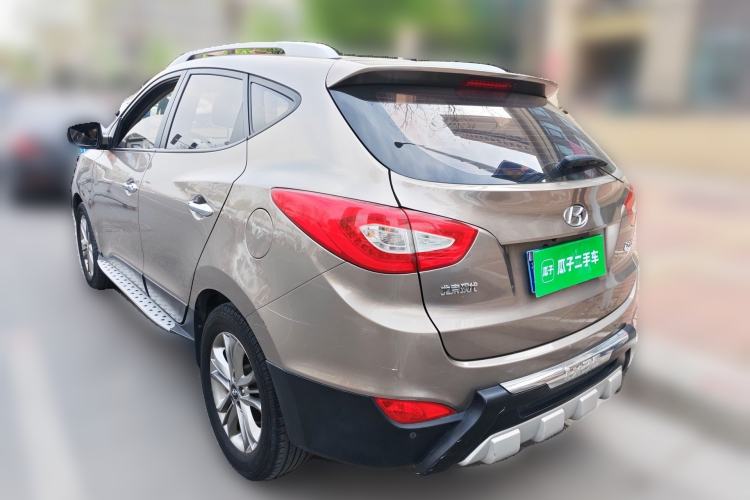 Used Hyundai ix35 2013 2.0L Automatic Two-Wheel Drive Smart GLS China IV Standard Exterior 3