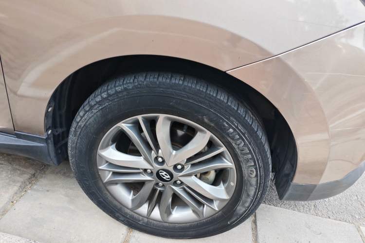 Used Hyundai ix35 2013 2.0L Automatic Two-Wheel Drive Smart GLS China IV Standard Exterior 7