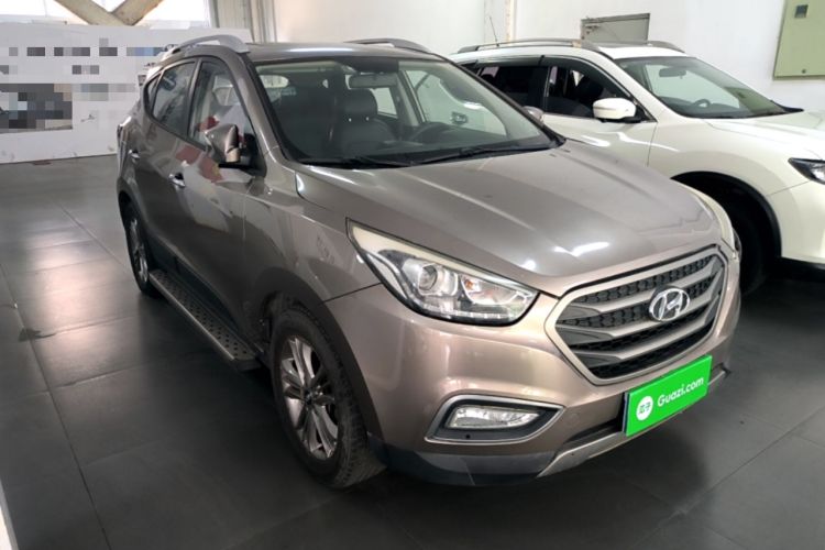 Used Hyundai ix35 2013 2.0L Automatic Two-Wheel Drive Smart GLS China IV Standard Front Right 45 Deg