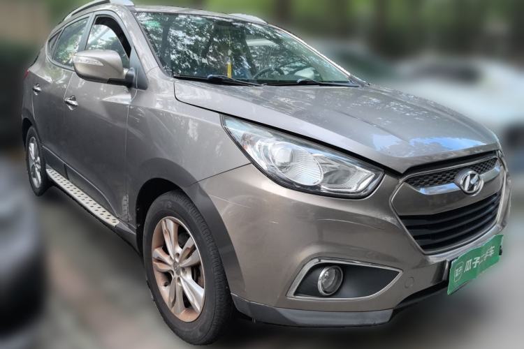 Used Hyundai ix35 2013 2.0L Automatic Two-Wheel Drive Smart GLS China IV Standard Front Right 45 Deg