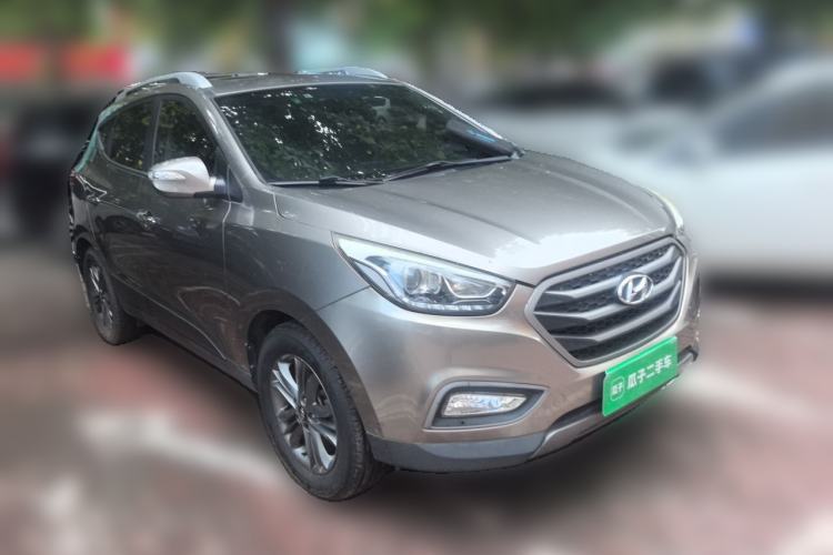 Used Hyundai ix35 2013 2.0L Automatic Two-Wheel Drive Smart GLS China IV Standard Front Right 45 Deg
