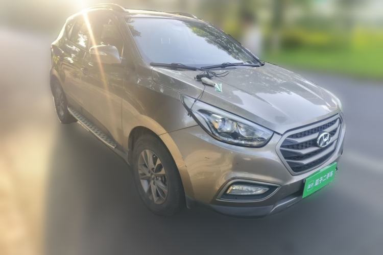 Used Hyundai ix35 2013 2.0L Automatic 2WD Comfort GL China IV Standard Front Right 45 Deg