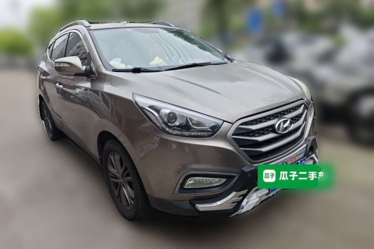 Used Hyundai ix35 2013 2.0L Automatic Two-Wheel Drive Smart GLS China IV Standard Front Right 45 Deg