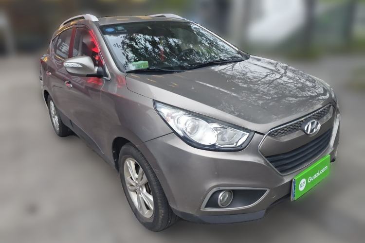 Used Hyundai ix35 2013 2.0L Automatic Two-Wheel Drive Smart GLS China IV Standard Front Right 45 Deg
