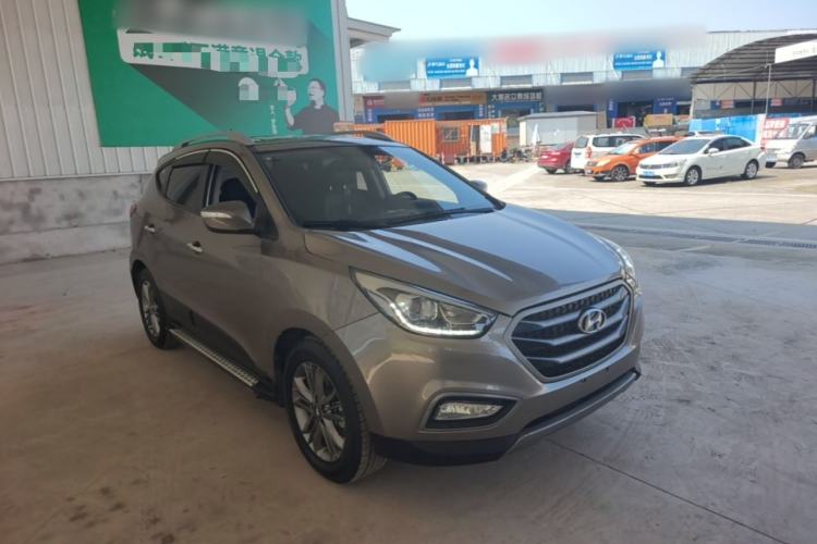 Used Hyundai ix35 2013 2.0L Automatic Two-Wheel Drive Smart GLS China IV Standard Front Right 45 Deg