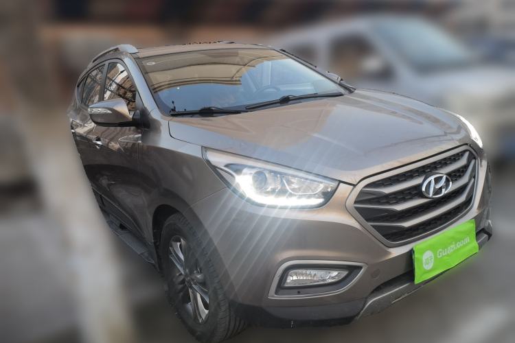Used Hyundai ix35 2013 2.0L Automatic Two-Wheel Drive Smart GLS China IV Standard Front Right 45 Deg