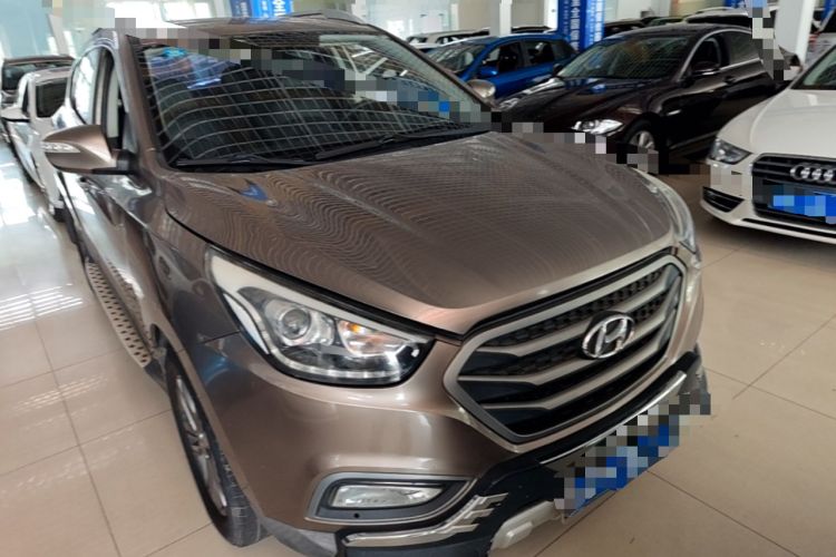 Used Hyundai ix35 2013 2.0L Automatic Two-Wheel Drive Smart GLS China IV Standard Front Right 45 Deg