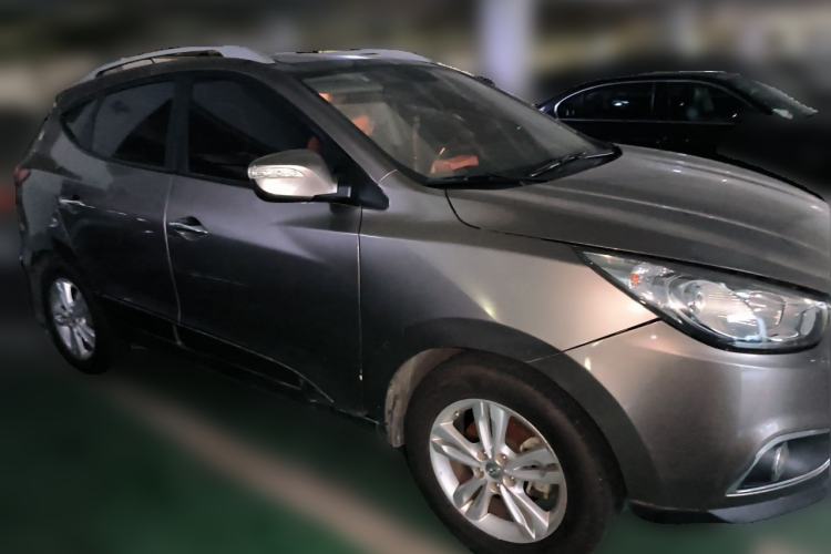 Used Hyundai ix35 2013 2.0L Automatic Two-Wheel Drive Smart GLS China IV Standard Front Right 45 Deg