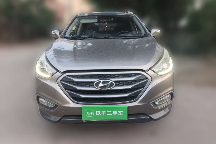 Used Hyundai ix35 2013 2.0L Automatic Two-Wheel Drive Smart GLS China IV Standard Front