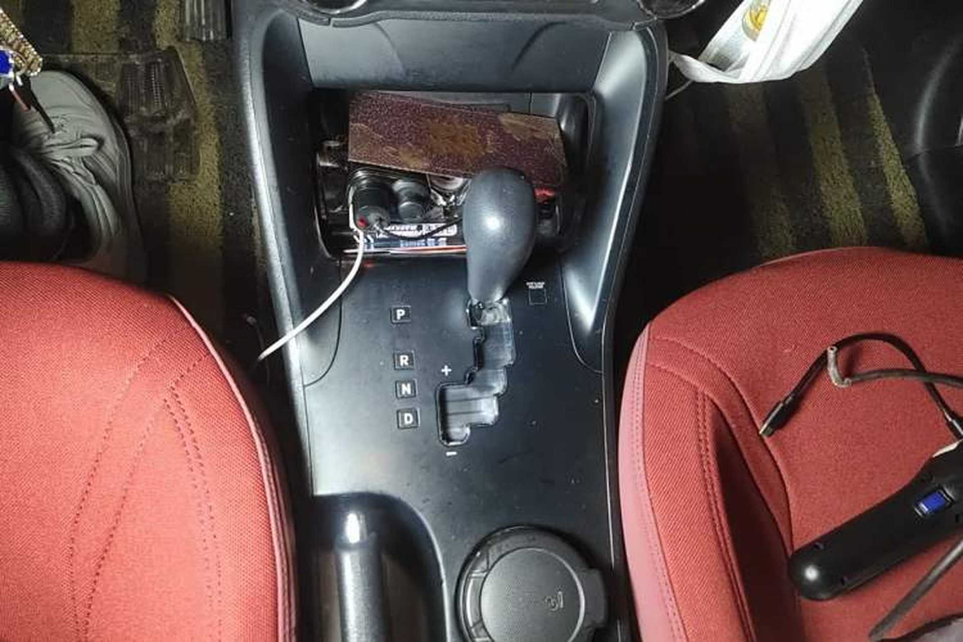 Used Hyundai ix35 2013 2.0L Automatic 2WD Comfort GL China IV Standard Gear Lever