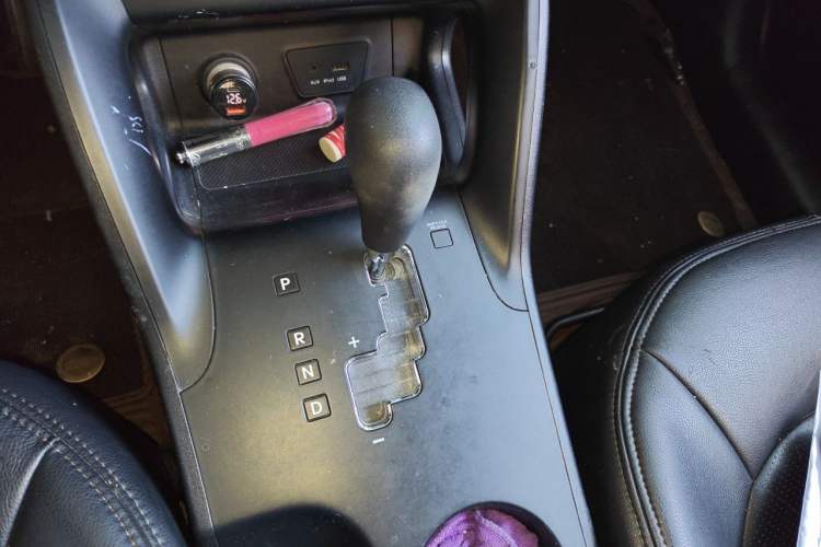 Used Hyundai ix35 2013 2.0L Automatic 2WD Comfort GL China IV Standard Gear Lever