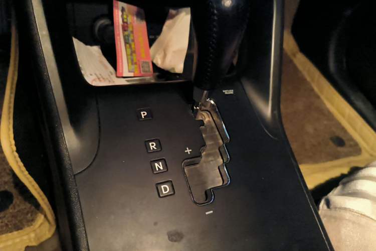 Used Hyundai ix35 2013 2.0L Automatic Two-Wheel Drive Smart GLS China IV Standard Gear Lever