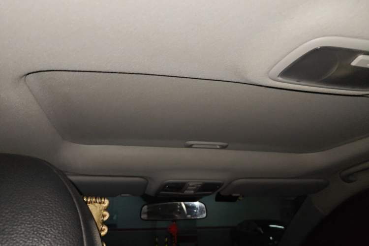 Used Hyundai ix35 2013 2.0L Automatic Two-Wheel Drive Smart GLS China IV Standard Headliner
