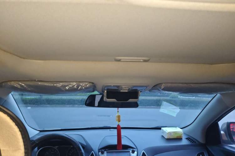 Used Hyundai ix35 2013 2.0L Automatic Two-Wheel Drive Smart GLS China IV Standard Headliner