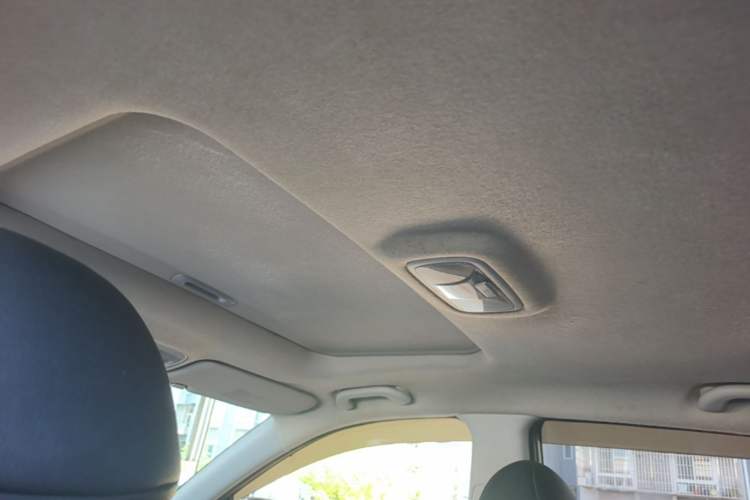 Used Hyundai ix35 2013 2.0L Automatic Two-Wheel Drive Smart GLS China IV Standard Headliner