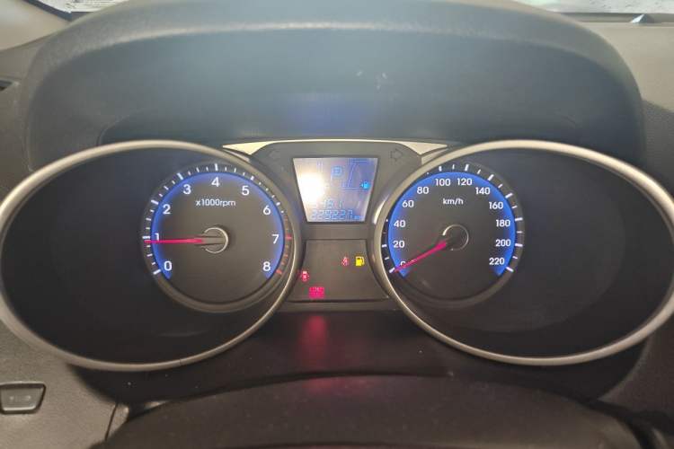 Used Hyundai ix35 2013 2.0L Automatic Two-Wheel Drive Smart GLS China V Standard Instrument Cluster