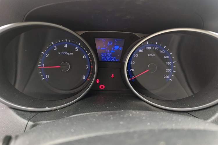 Used Hyundai ix35 2013 2.0L Automatic Two-Wheel Drive Smart GLS China V Standard Instrument Cluster