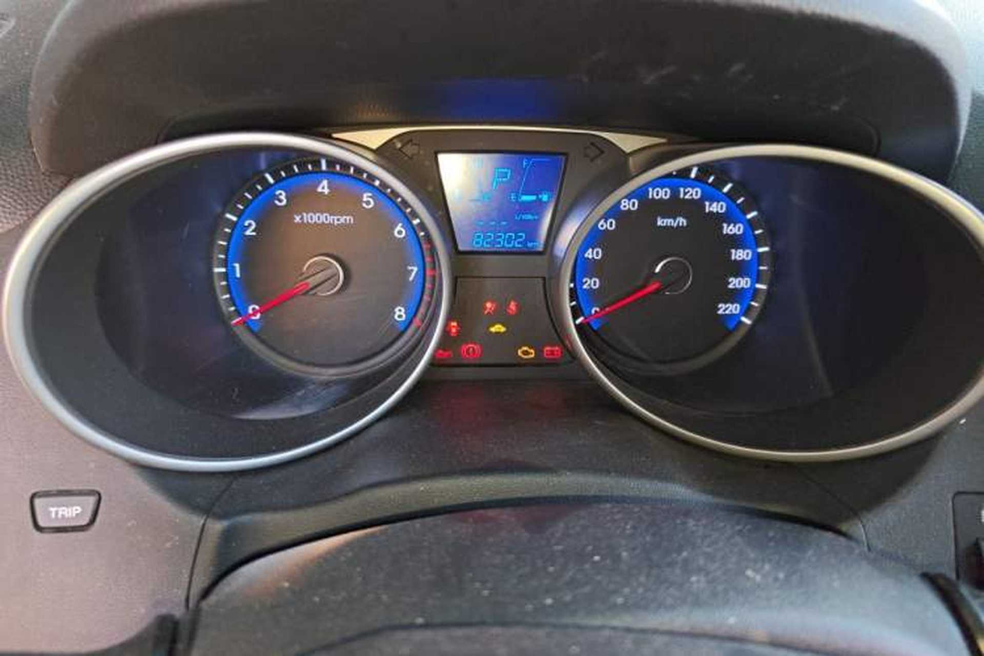 Used Hyundai ix35 2013 2.0L Automatic 2WD Comfort GL China IV Standard Instrument Cluster