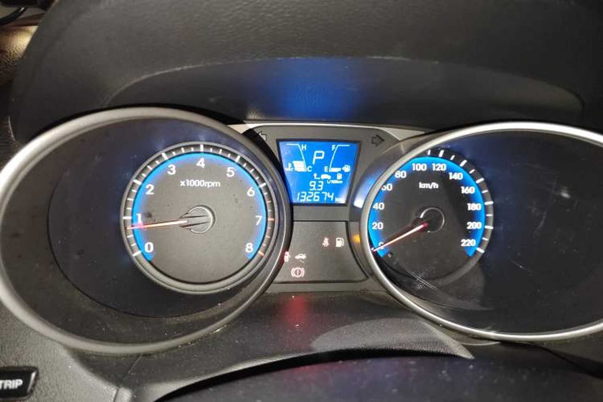 Used Hyundai ix35 2013 2.0L Automatic Two-Wheel Drive Smart GLS China IV Standard Instrument Cluster