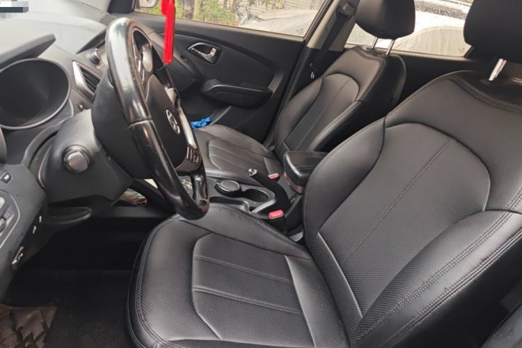 Used Hyundai ix35 2013 2.0L Automatic Two-Wheel Drive Smart GLS China IV Standard Left Front Seat