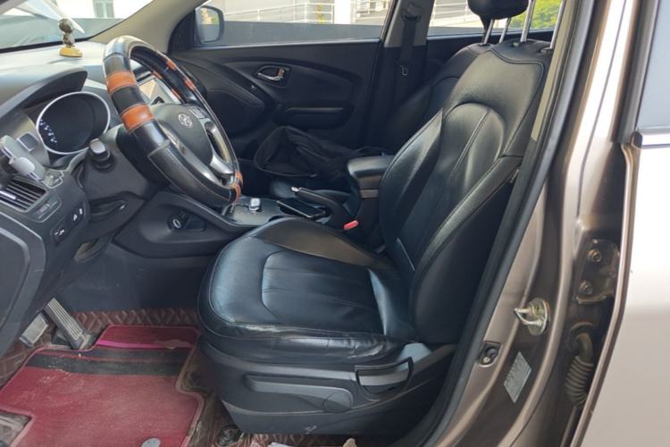 Used Hyundai ix35 2013 2.0L Automatic Two-Wheel Drive Smart GLS China IV Standard Left Front Seat