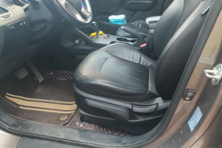 Used Hyundai ix35 2013 2.0L Automatic Two-Wheel Drive Smart GLS China IV Standard Left Front Seat