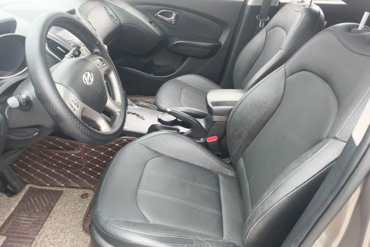 Used Hyundai ix35 2013 2.0L Automatic Two-Wheel Drive Smart GLS China IV Standard Left Front Seat