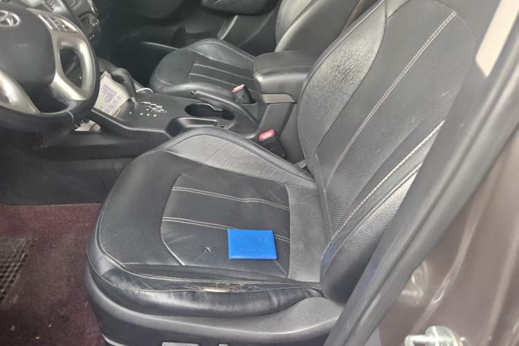 Used Hyundai ix35 2013 2.0L Automatic Two-Wheel Drive Smart GLS China IV Standard Left Front Seat