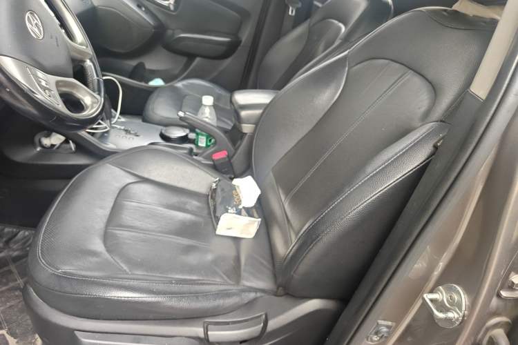 Used Hyundai ix35 2013 2.0L Automatic Two-Wheel Drive Smart GLS China IV Standard Left Front Seat