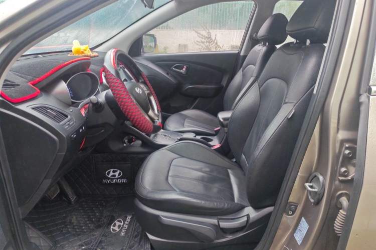 Used Hyundai ix35 2013 2.0L Automatic Two-Wheel Drive Smart GLS China IV Standard Left Front Seat