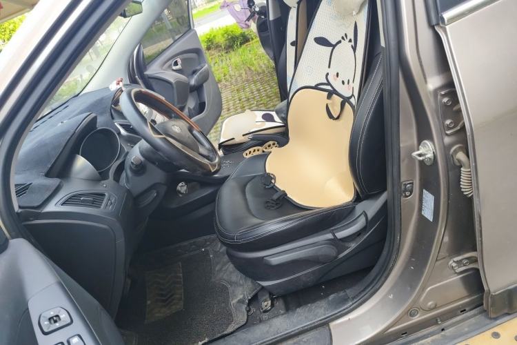 Used Hyundai ix35 2013 2.0L Automatic 2WD Comfort GL China IV Standard Left Front Seat